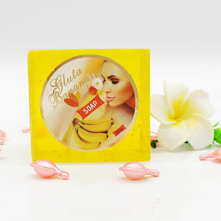 5D Gluta Banana Soap for gentle whitening and moisturizing